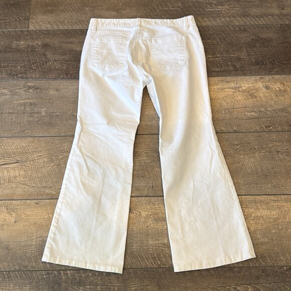 LOFT Women's Modern Flare Jean White Size 10 - Picture 2 of 12